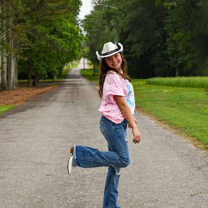 Meet your Posher, Maelynn